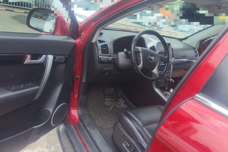 Used Chevrolet Captiva 2012 2.4L 4x4 Flagship Edition 7 Seats Driver Seat