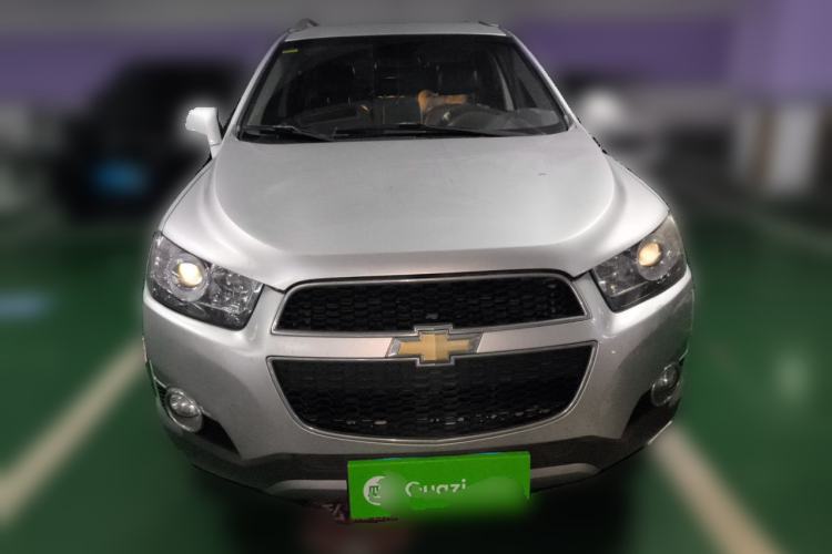 Used Chevrolet Captiva 2012 2.4L 4x4 Flagship Edition 7 Seats Front