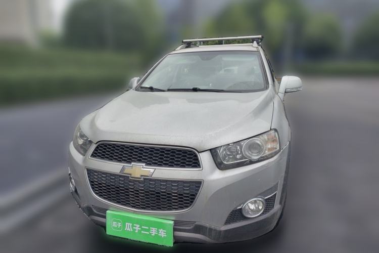 Used Chevrolet Captiva 2012 2.4L 4x4 Flagship Edition 7 Seats Front