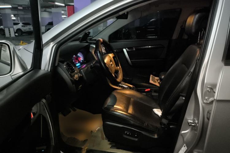 Used Chevrolet Captiva 2012 2.4L 4x4 Flagship Edition 7 Seats Left Front Seat