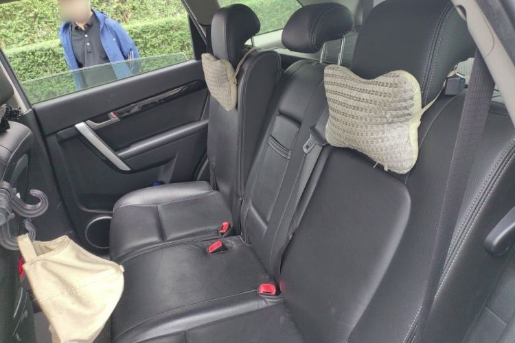 Used Chevrolet Captiva 2012 2.4L 4x4 Flagship Edition 7 Seats Left Rear Seat