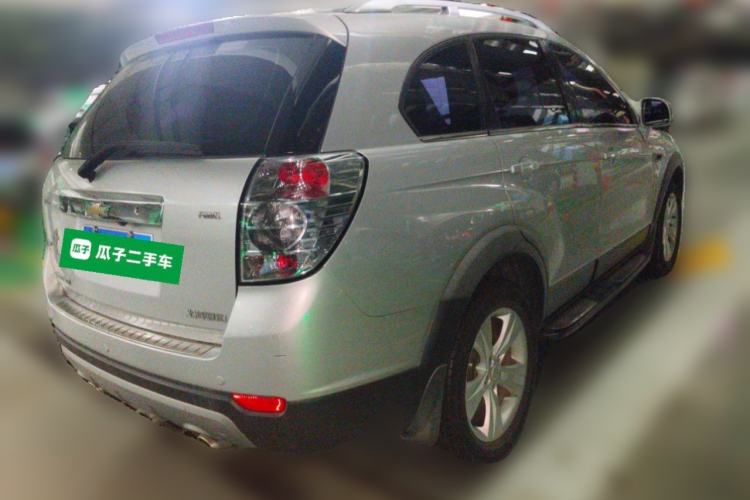 Used Chevrolet Captiva 2012 2.4L 4x4 Flagship Edition 7 Seats Rear Right 45 Deg