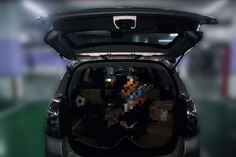 Used Chevrolet Captiva 2012 2.4L 4x4 Flagship Edition 7 Seats Trunk
