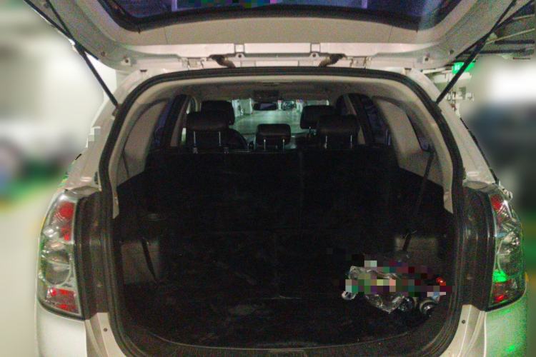 Used Chevrolet Captiva 2012 2.4L 4x4 Flagship Edition 7 Seats Trunk