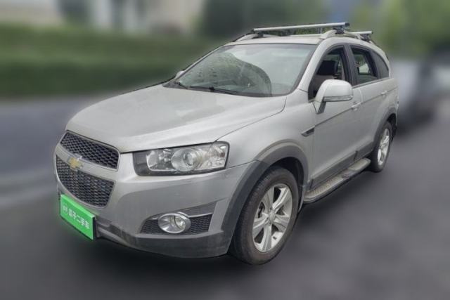 Used Chevrolet Captiva 2012 2.4L 4x4 Flagship Edition 7 Seats