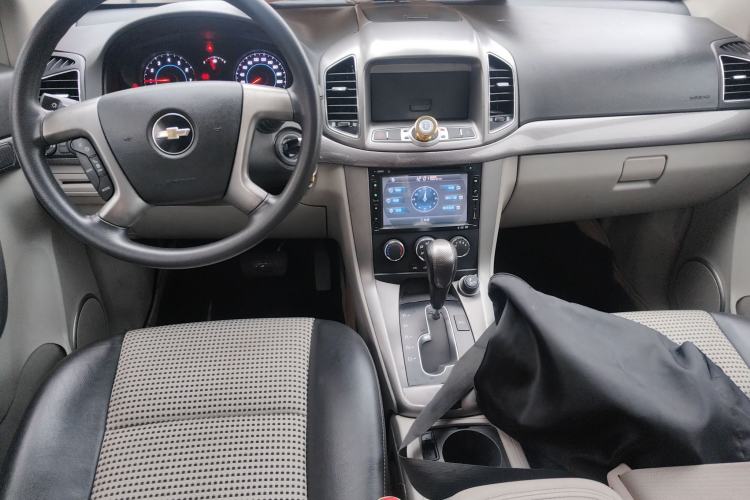 Used Chevrolet Captiva 2012 2.4L Two-Wheel Drive City Edition 5 Seats Center Console