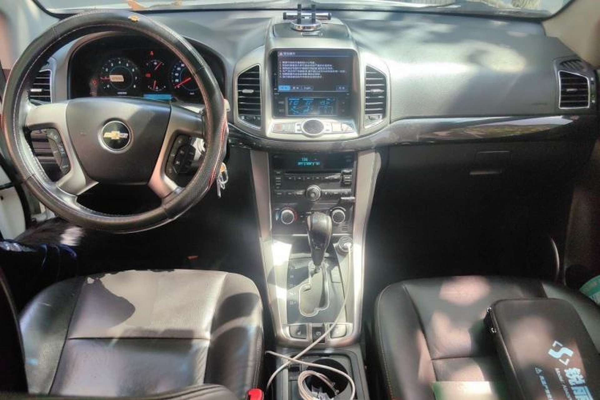 Used Chevrolet Captiva 2012 2.4L 4x4 Flagship Edition 7 Seats Center Console