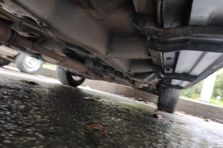 Used Chevrolet Captiva 2012 2.4L Two-Wheel Drive City Edition 5 Seats Chassis Front Left