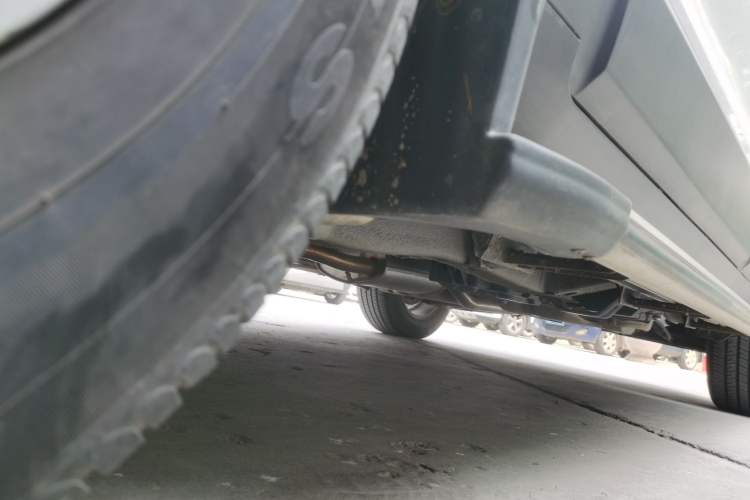 Used Chevrolet Captiva 2012 2.4L Two-Wheel Drive City Edition 5 Seats Chassis Front Left