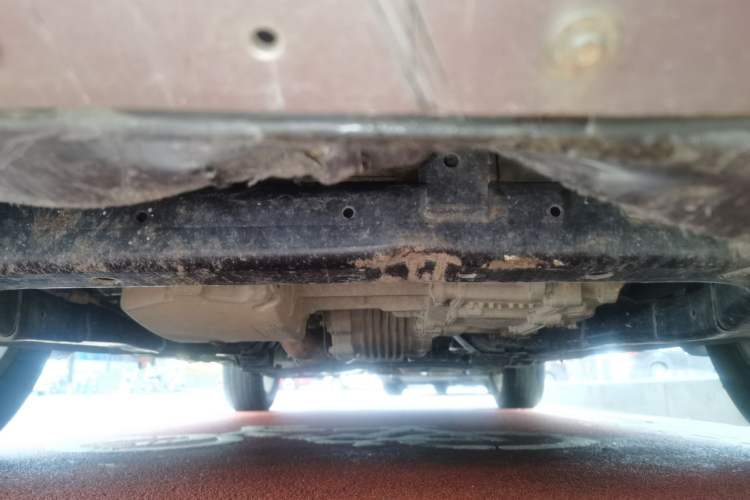 Used Chevrolet Captiva 2012 2.4L 4x4 Flagship Edition 7 Seats Chassis Front