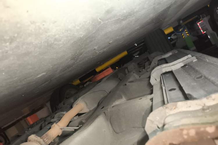 Used Chevrolet Captiva 2012 2.4L 4x4 Flagship Edition 7 Seats Chassis Front Right