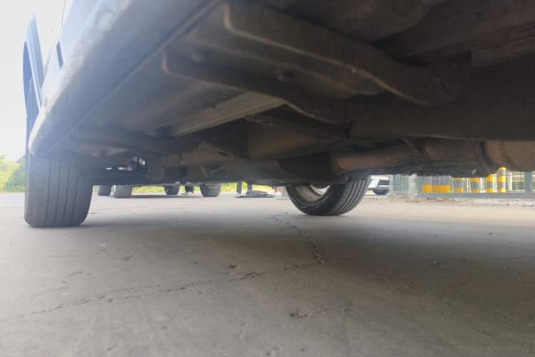 Used Chevrolet Captiva 2012 2.4L 4x4 Flagship Edition 7 Seats Chassis Front Right