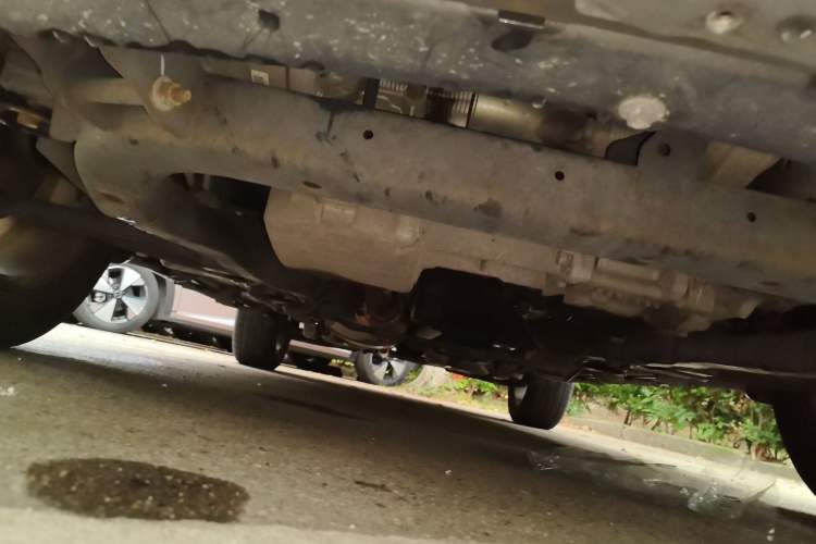 Used Chevrolet Captiva 2012 2.4L 4x4 Flagship Edition 7 Seats Chassis Front