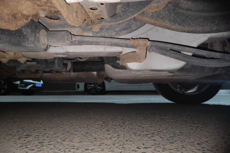 Used Chevrolet Captiva 2012 2.4L 4x4 Flagship Edition 7 Seats Chassis Rear Left