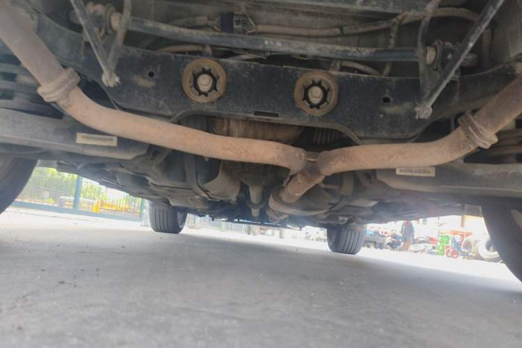 Used Chevrolet Captiva 2012 2.4L 4x4 Flagship Edition 7 Seats Chassis Rear