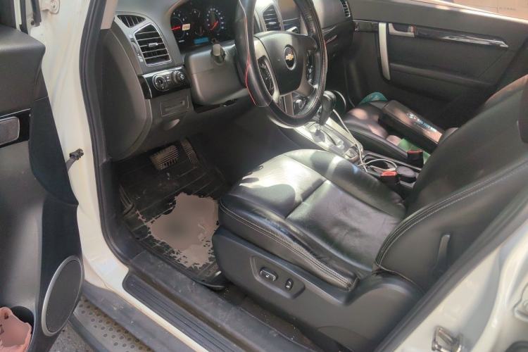 Used Chevrolet Captiva 2012 2.4L 4x4 Flagship Edition 7 Seats Driver Seat