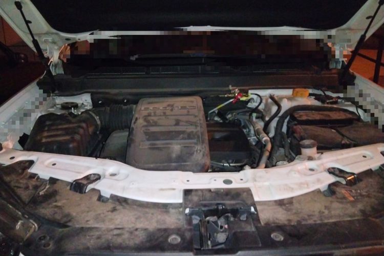 Used Chevrolet Captiva 2012 2.4L Two-Wheel Drive City Edition 5 Seats Engine Bay