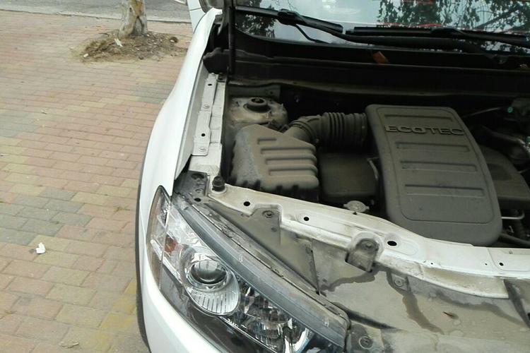 Used Chevrolet Captiva 2012 2.4L 4x4 Flagship Edition 7 Seats Engine Bay Right