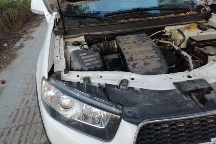 Used Chevrolet Captiva 2012 2.4L Two-Wheel Drive City Edition 5 Seats Engine Bay Right