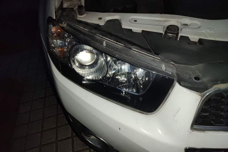 Used Chevrolet Captiva 2012 2.4L 4x4 Luxury Edition 5 Seats Exterior 6