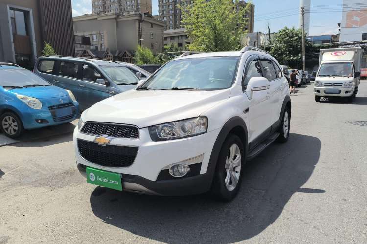 Used Chevrolet Captiva 2012 2.4L 4x4 Flagship Edition 7 Seats Exterior 6
