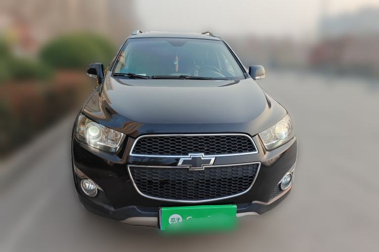 Used Chevrolet Captiva 2012 2.4L 4x4 Flagship Edition 7 Seats Front
