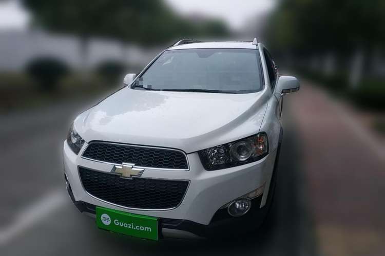 Used Chevrolet Captiva 2012 2.4L 4x4 Flagship Edition 7 Seats Front