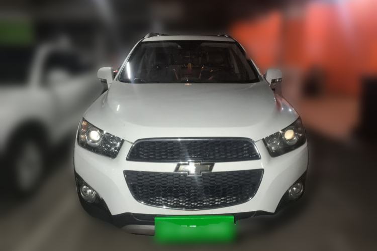Used Chevrolet Captiva 2012 2.4L 4x4 Flagship Edition 7 Seats Front