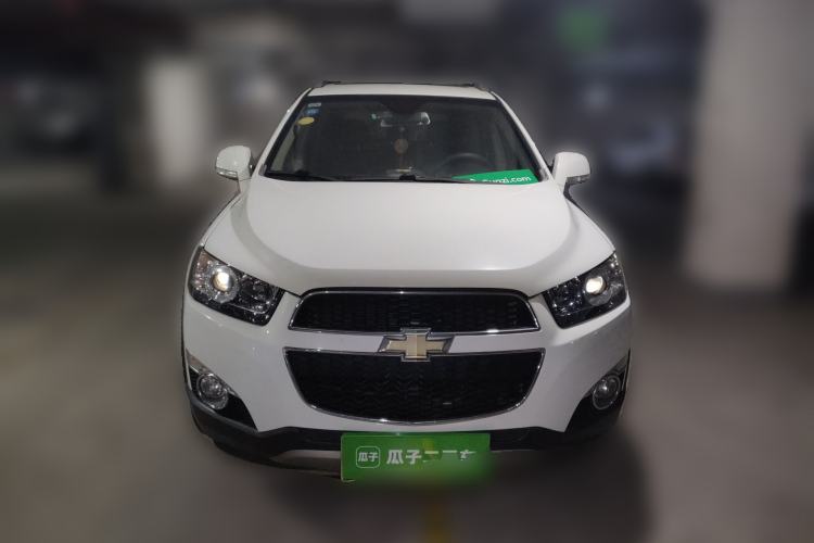 Used Chevrolet Captiva 2012 2.4L 4x4 Luxury Edition 5 Seats Front