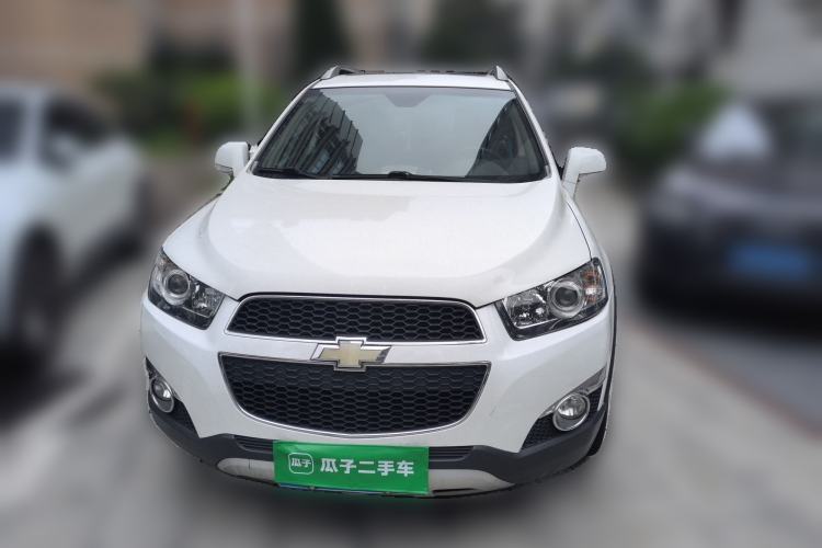 Used Chevrolet Captiva 2012 2.4L 4x4 Flagship Edition 7 Seats Front
