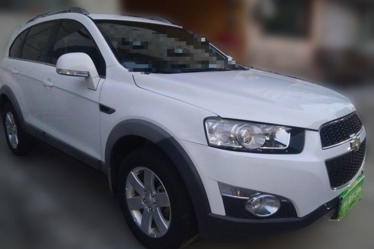 Used Chevrolet Captiva 2012 2.4L Two-Wheel Drive City Edition 5 Seats Front Right 45 Deg