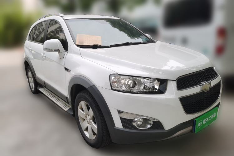 Used Chevrolet Captiva 2012 2.4L Two-Wheel Drive City Edition 5 Seats Front Right 45 Deg
