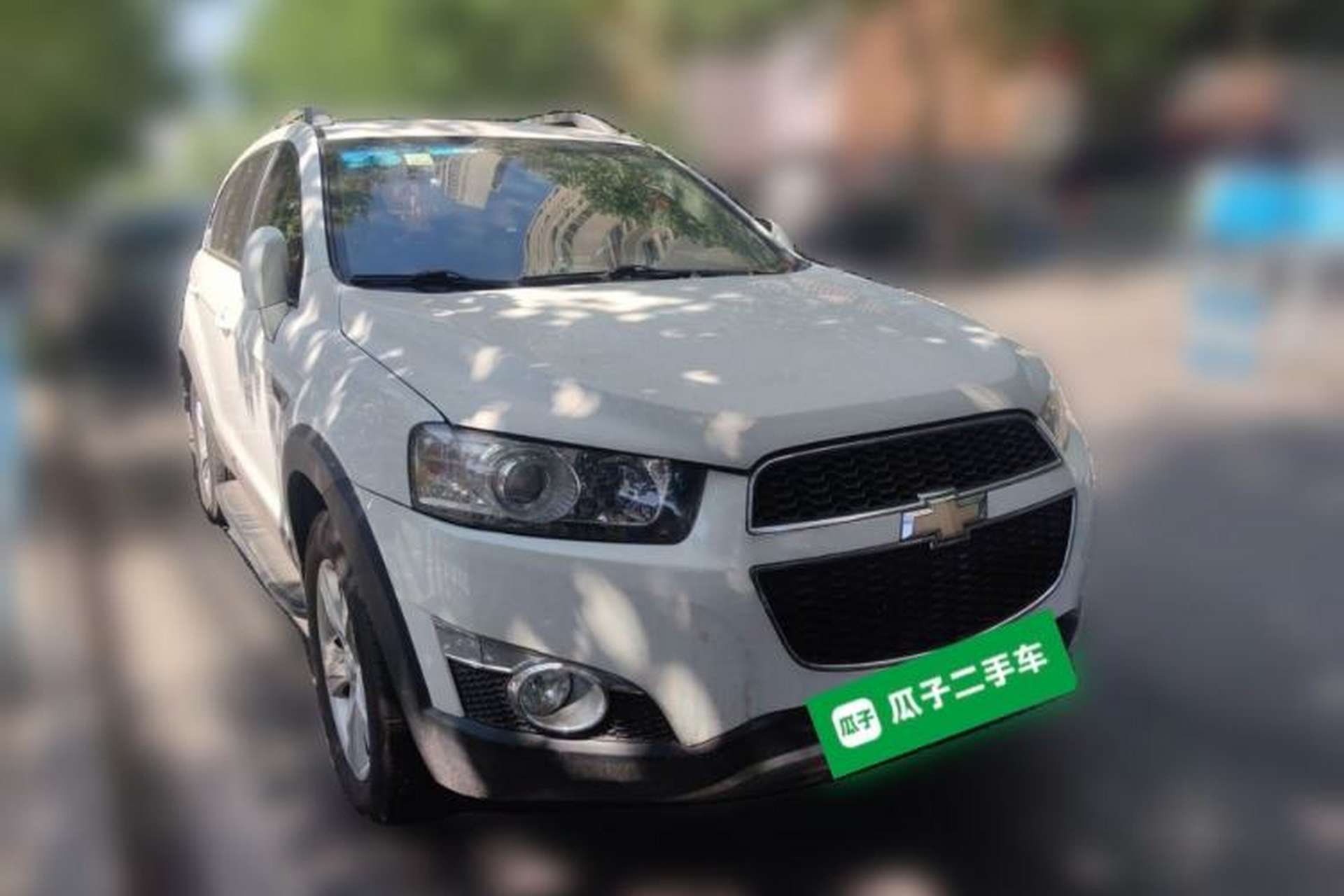 Used Chevrolet Captiva 2012 2.4L 4x4 Flagship Edition 7 Seats Front Right 45 Deg