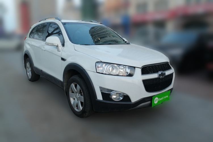 Used Chevrolet Captiva 2012 2.4L Two-Wheel Drive City Edition 5 Seats Front Right 45 Deg