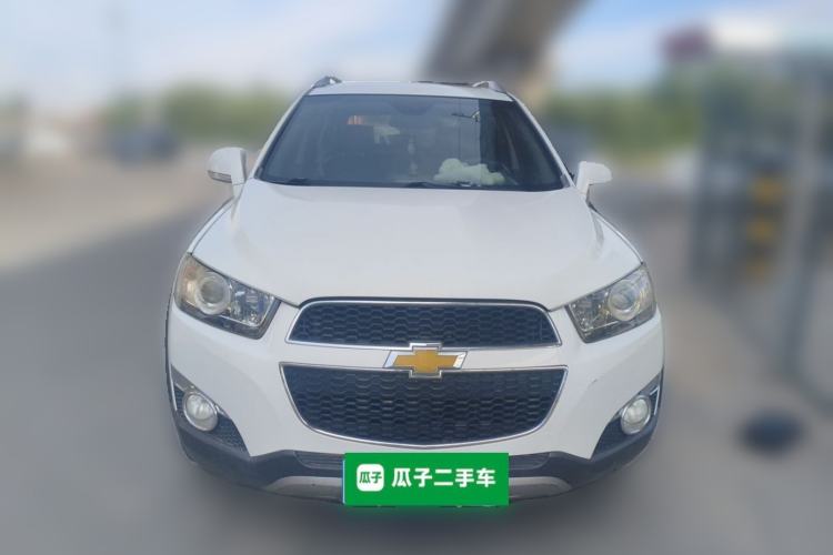 Used Chevrolet Captiva 2012 2.4L 4x4 Flagship Edition 7 Seats Front