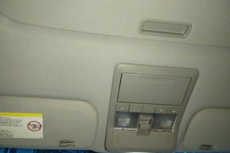 Used Chevrolet Captiva 2012 2.4L Two-Wheel Drive City Edition 5 Seats Headliner