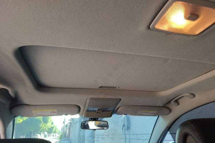 Used Chevrolet Captiva 2012 2.4L 4x4 Flagship Edition 7 Seats Headliner