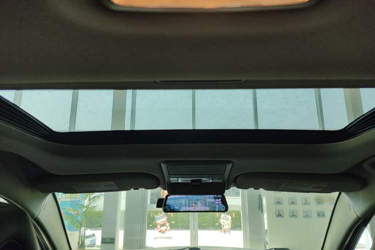 Used Chevrolet Captiva 2012 2.4L 4x4 Flagship Edition 7 Seats Headliner