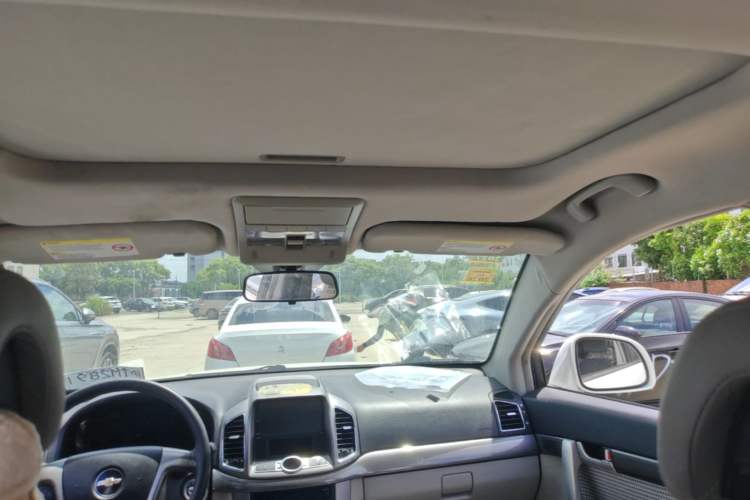 Used Chevrolet Captiva 2012 2.4L Two-Wheel Drive City Edition 5 Seats Headliner