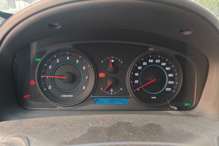 Used Chevrolet Captiva 2012 2.4L 4x4 Flagship Edition 7 Seats Instrument Cluster