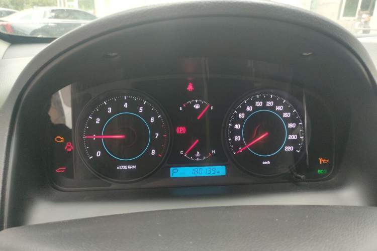 Used Chevrolet Captiva 2012 2.4L Two-Wheel Drive City Edition 5 Seats Instrument Cluster