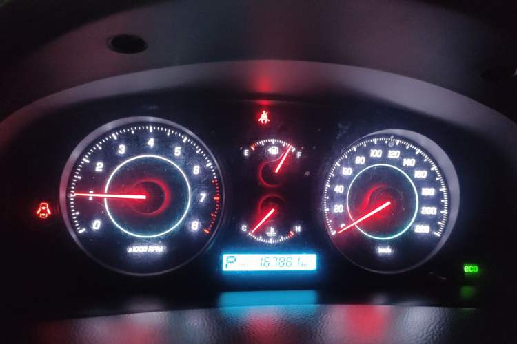 Used Chevrolet Captiva 2012 2.4L 4x4 Luxury Edition 5 Seats Instrument Cluster