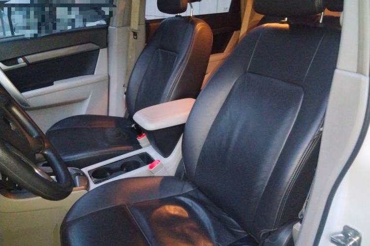 Used Chevrolet Captiva 2012 2.4L Two-Wheel Drive City Edition 5 Seats Left Front Seat