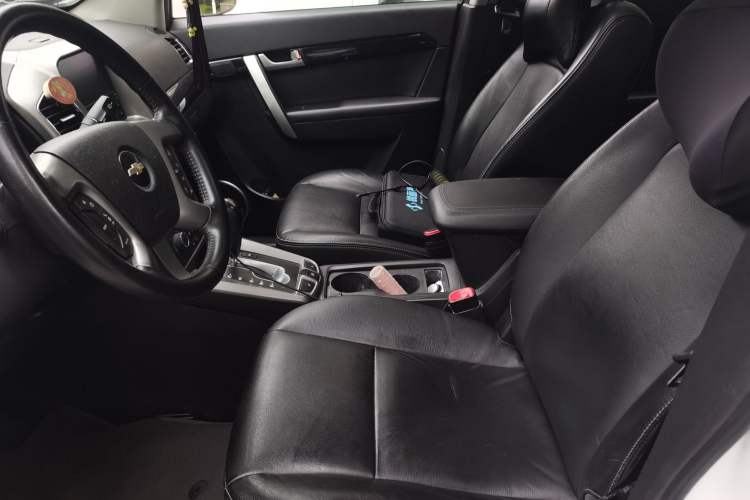 Used Chevrolet Captiva 2012 2.4L 4x4 Flagship Edition 7 Seats Left Front Seat