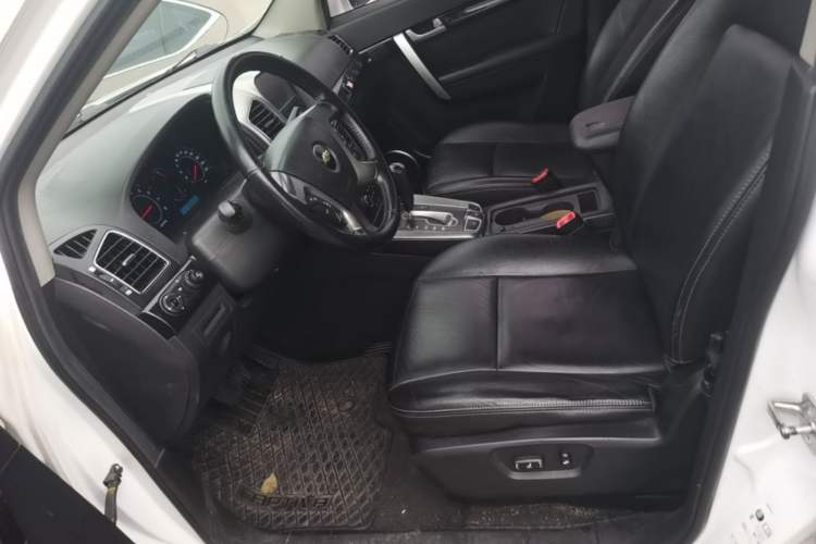 Used Chevrolet Captiva 2012 2.4L 4x4 Flagship Edition 7 Seats Left Front Seat