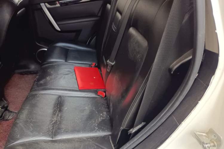 Used Chevrolet Captiva 2012 2.4L 4x4 Flagship Edition 7 Seats Left Rear Seat