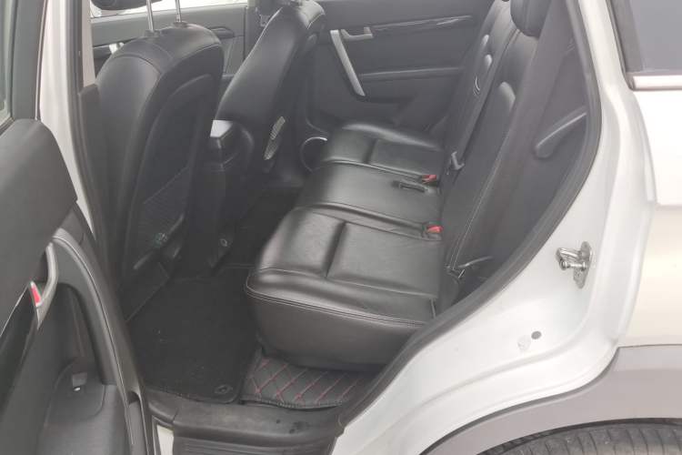 Used Chevrolet Captiva 2012 2.4L 4x4 Flagship Edition 7 Seats Left Rear Seat
