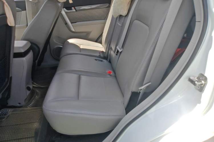 Used Chevrolet Captiva 2012 2.4L Two-Wheel Drive City Edition 5 Seats Left Rear Seat