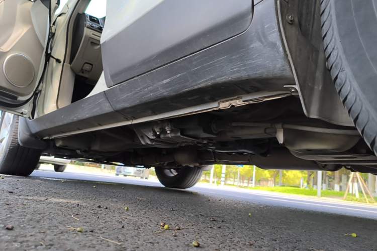 Used Chevrolet Captiva 2012 2.4L Two-Wheel Drive City Edition 5 Seats Left Side Sill
