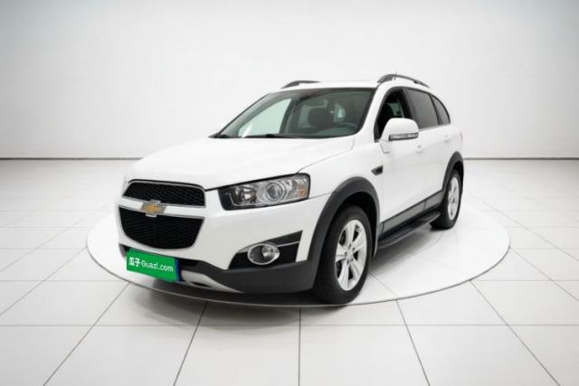 Ojetý Chevrolet Captiva 2012 2.4L 4x4 Flagship Edition 7 Seats